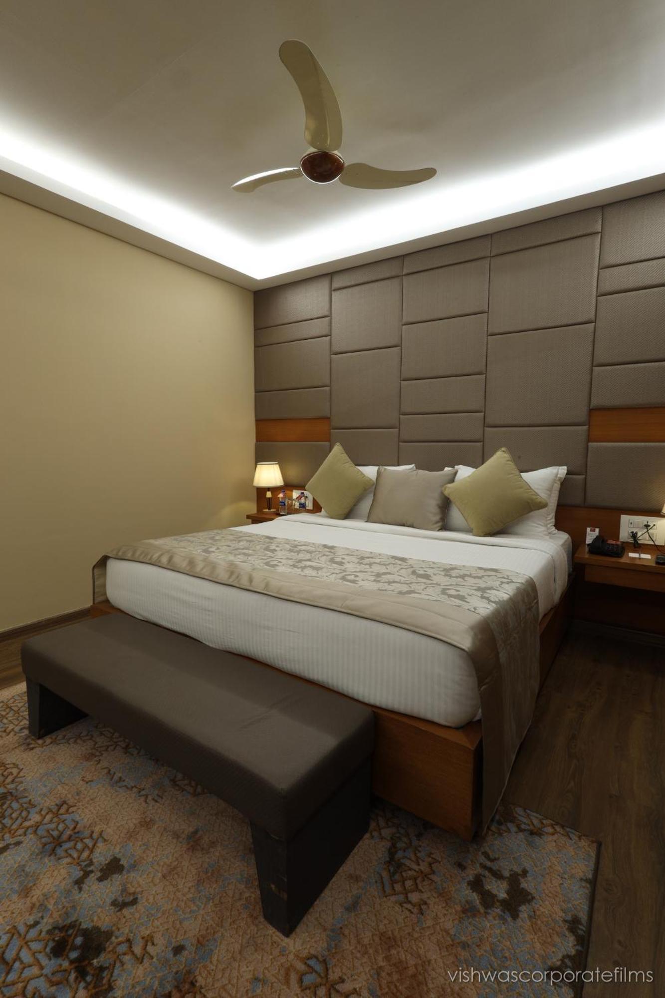 Rang Lords Inn Bharuch Εξωτερικό φωτογραφία