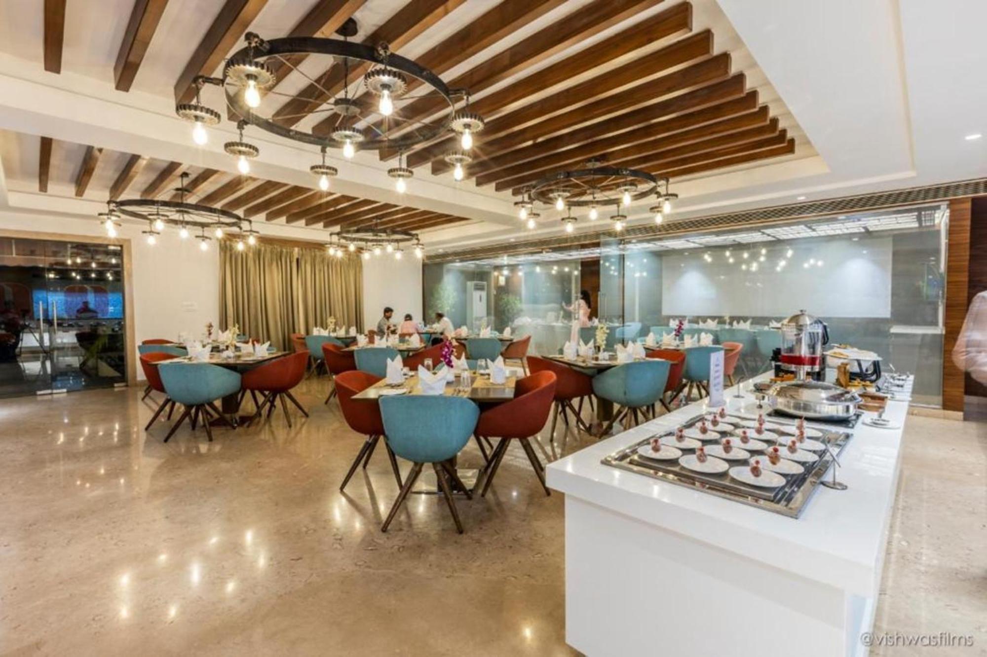 Rang Lords Inn Bharuch Εξωτερικό φωτογραφία